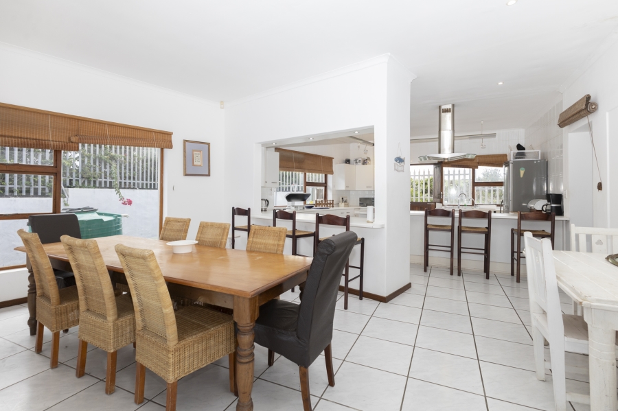 8 Bedroom Property for Sale in West Beach Eastern Cape